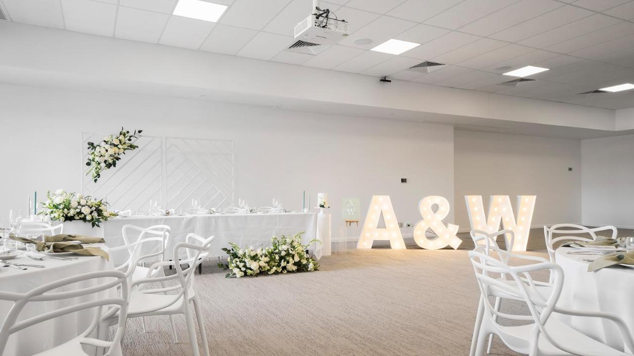 Oaks Toowoomba Hotel Экстерьер фото
